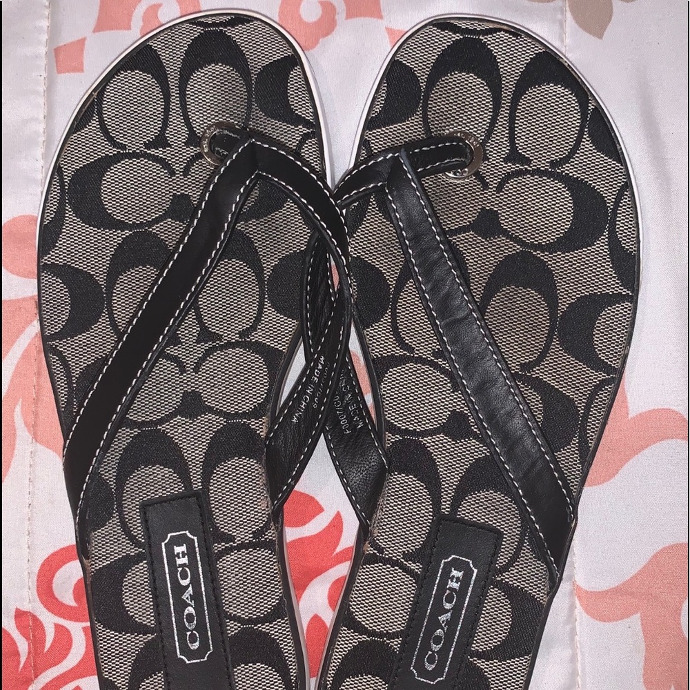 Coach flip flops